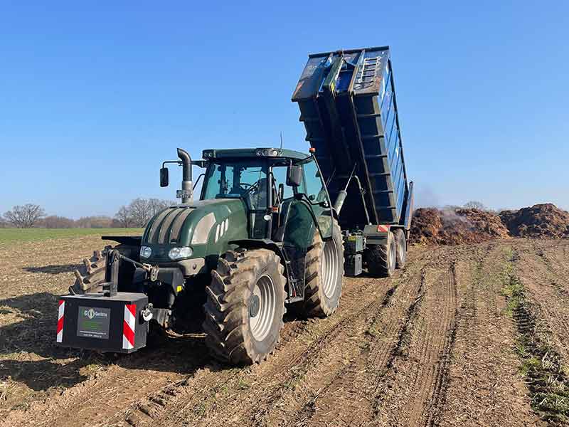 lohnunternehmen gerbitz ahrensburg storman arbeiten landwirtschaft transporte containerwagen getreide mais futter mist