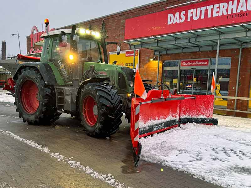 lohnunternehmen gerbitz ahrensburg stormarn kommunen forstwirte winterdienst kommunen grosse gewerbe flaechen